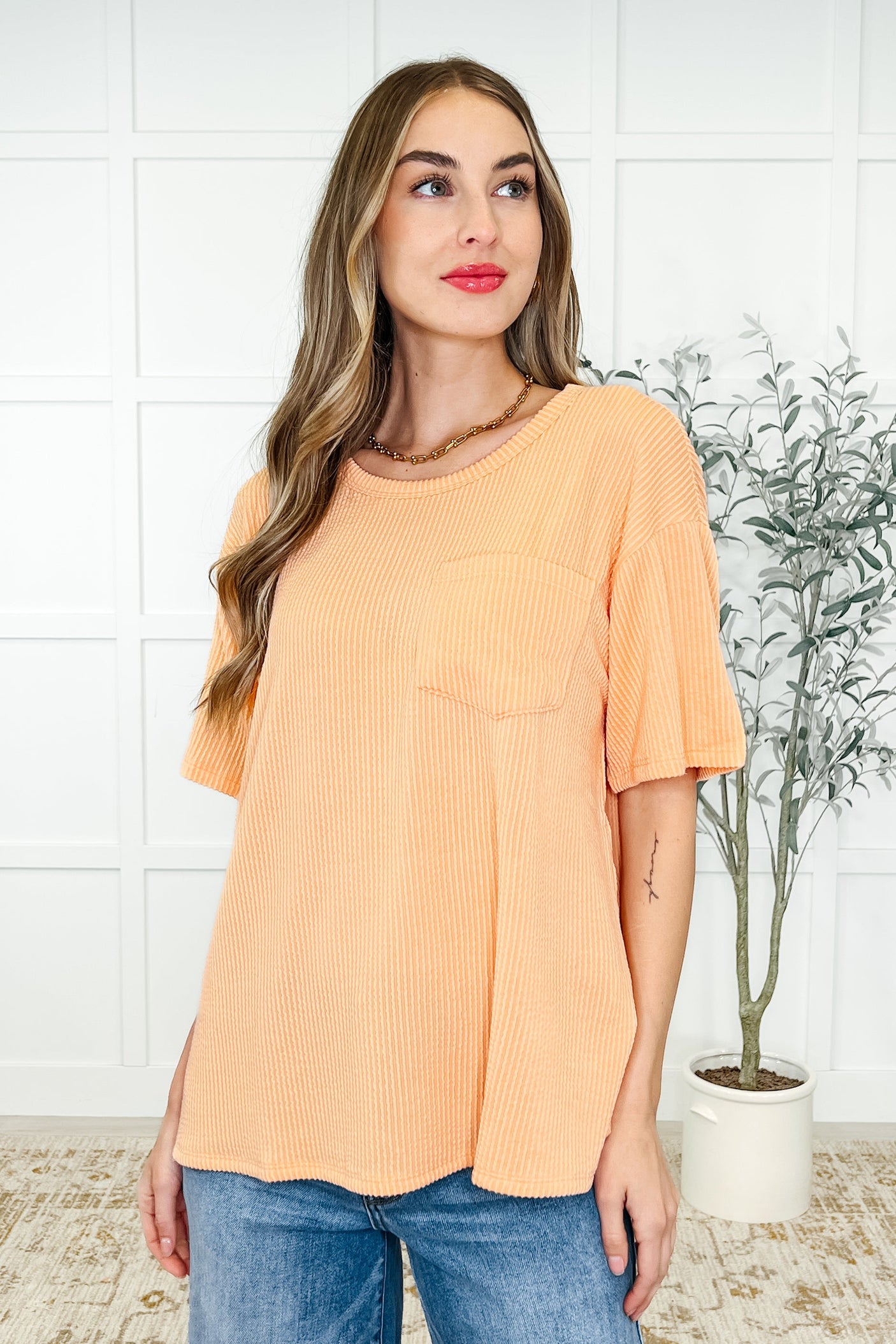La camiseta ideal en Apricot Bliss