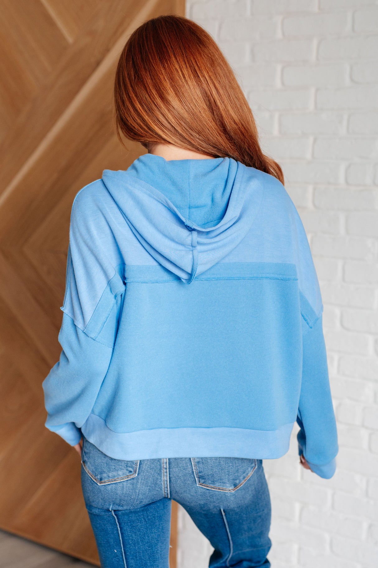 Sudadera con capucha Heartthrob retro en color cielo