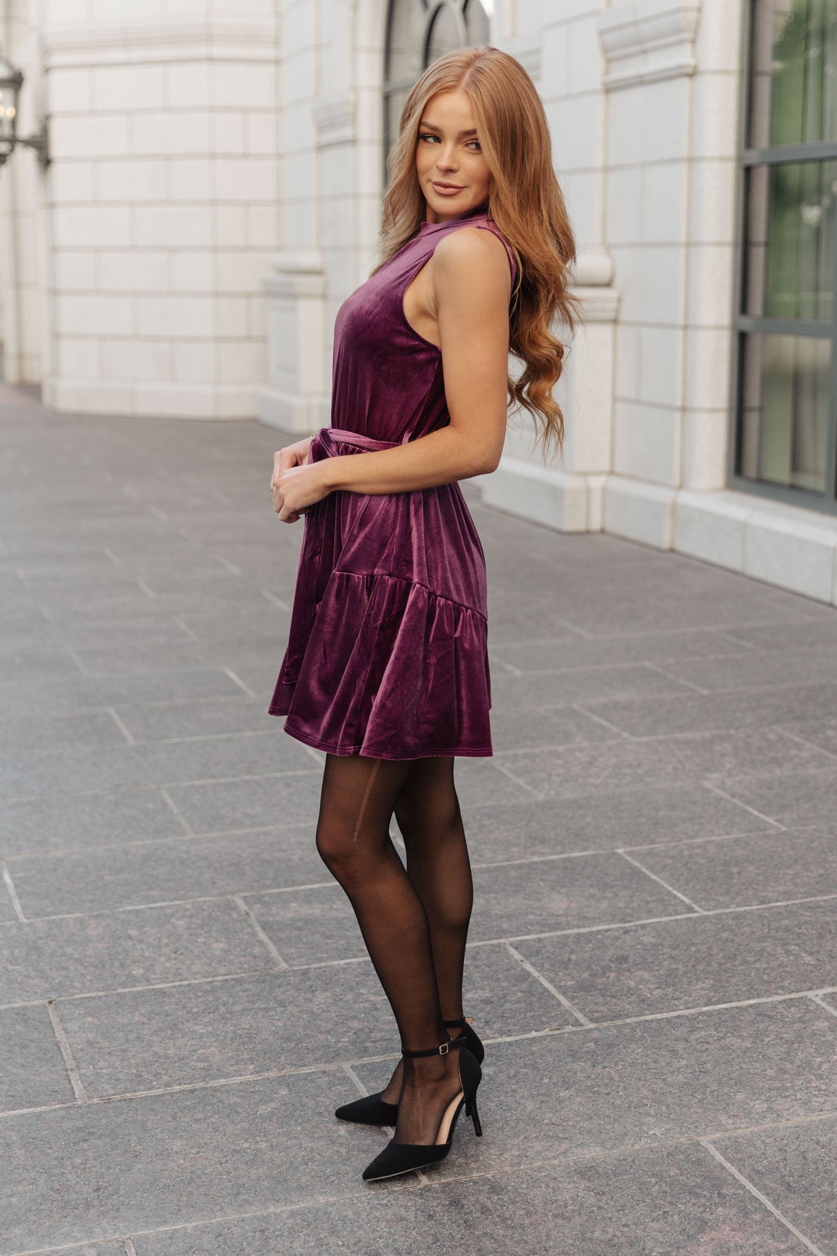 Vestido de terciopelo con lazo atado
