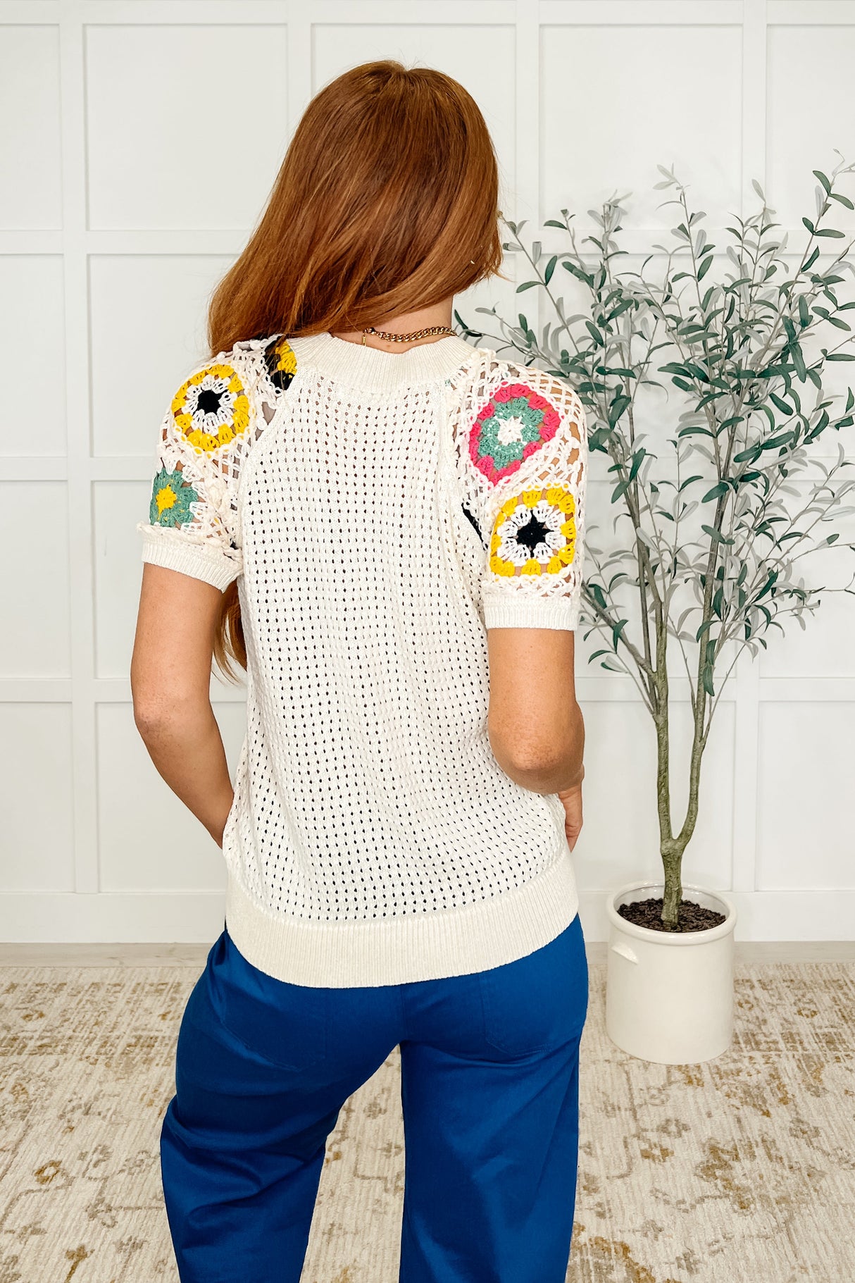 Top con detalle de crochet para la casa de la abuela