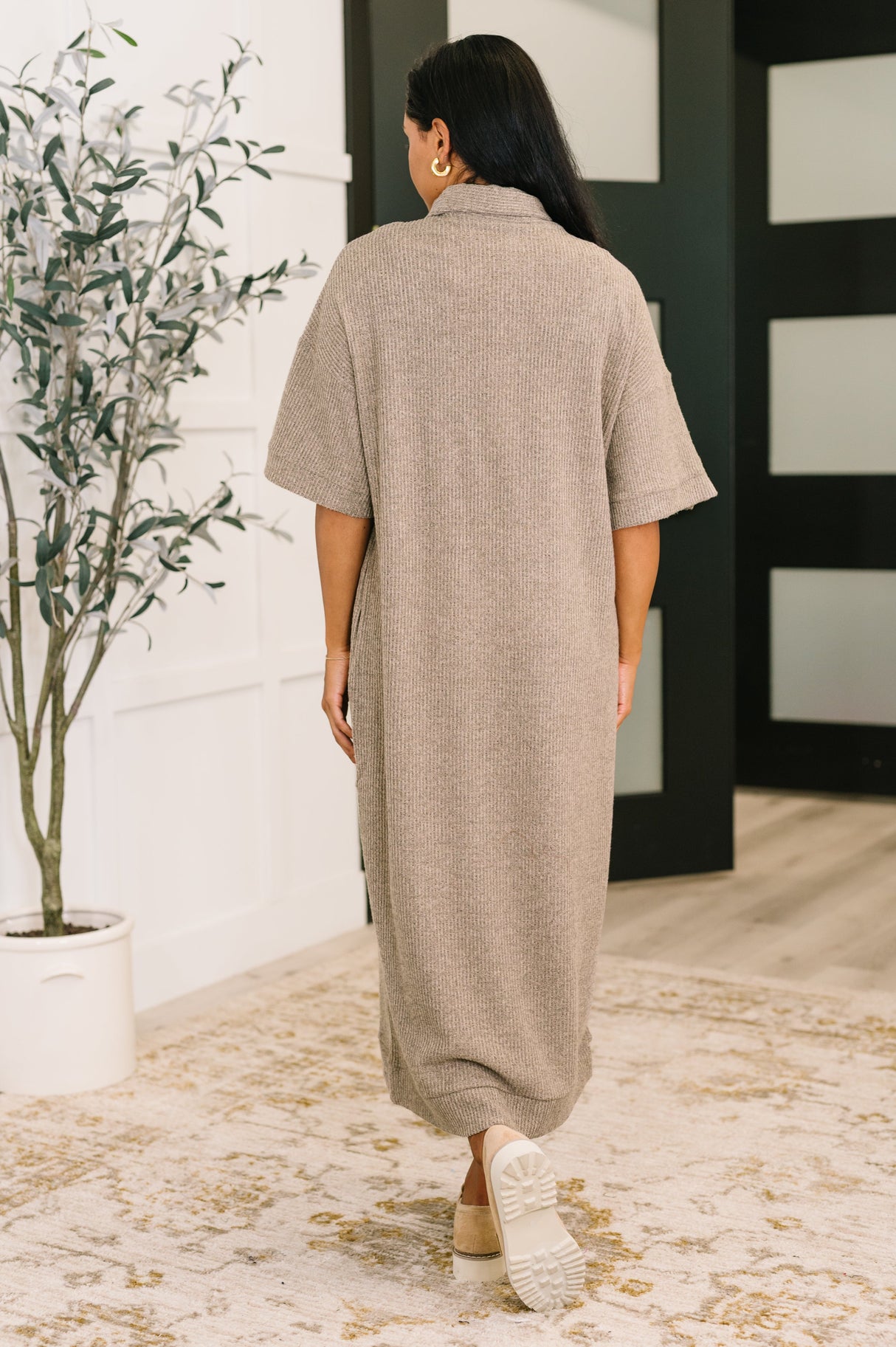 Vestido de punto acanalado Travel Envy en color coco claro