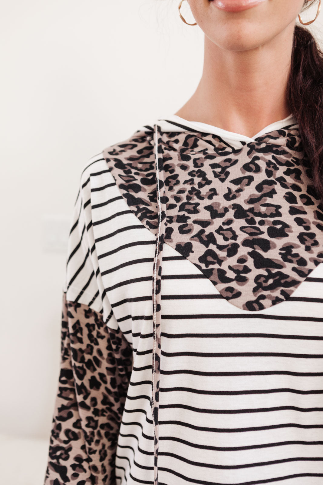Sudadera con capucha "Dos mundos se encuentran"