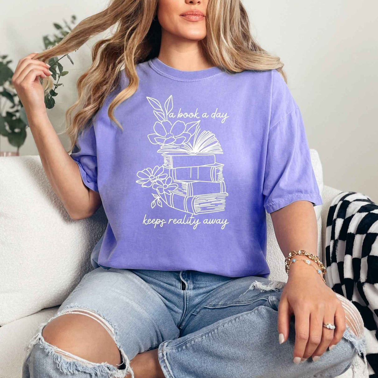A Book A Day Graphic Tee - Liarian Unlimited Boutique