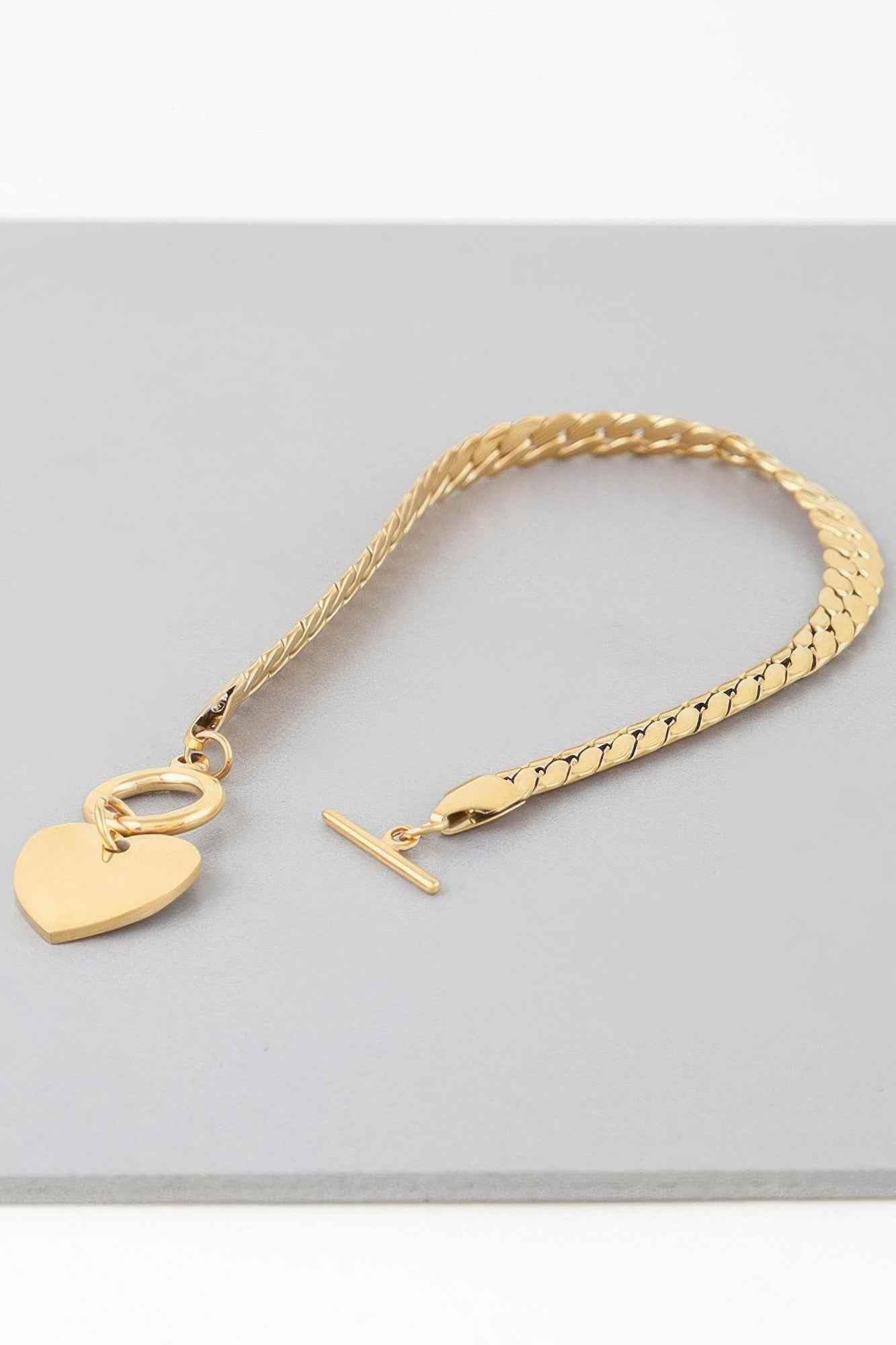 Heart Toggle Curb Chain Bracelet