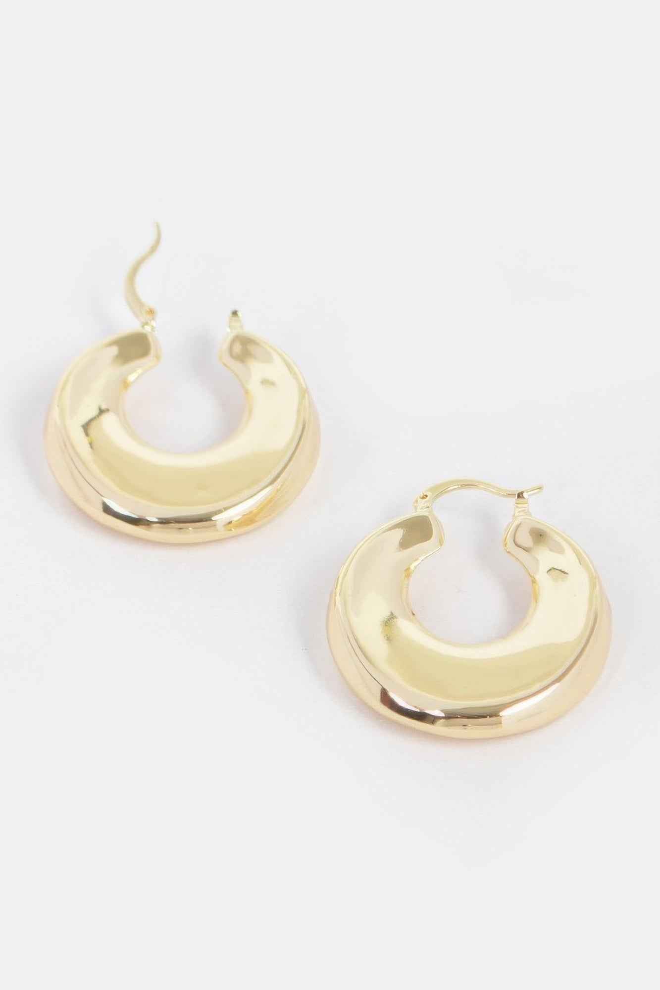 Vintage Gold Dip Metal Earring