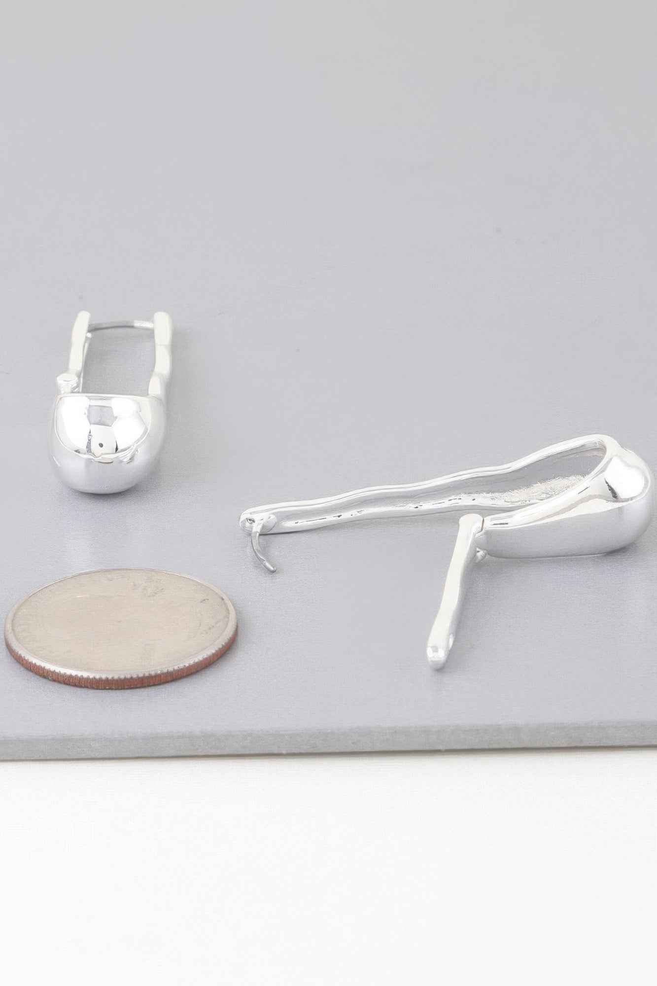 Shiny Melt Hoop Earrings