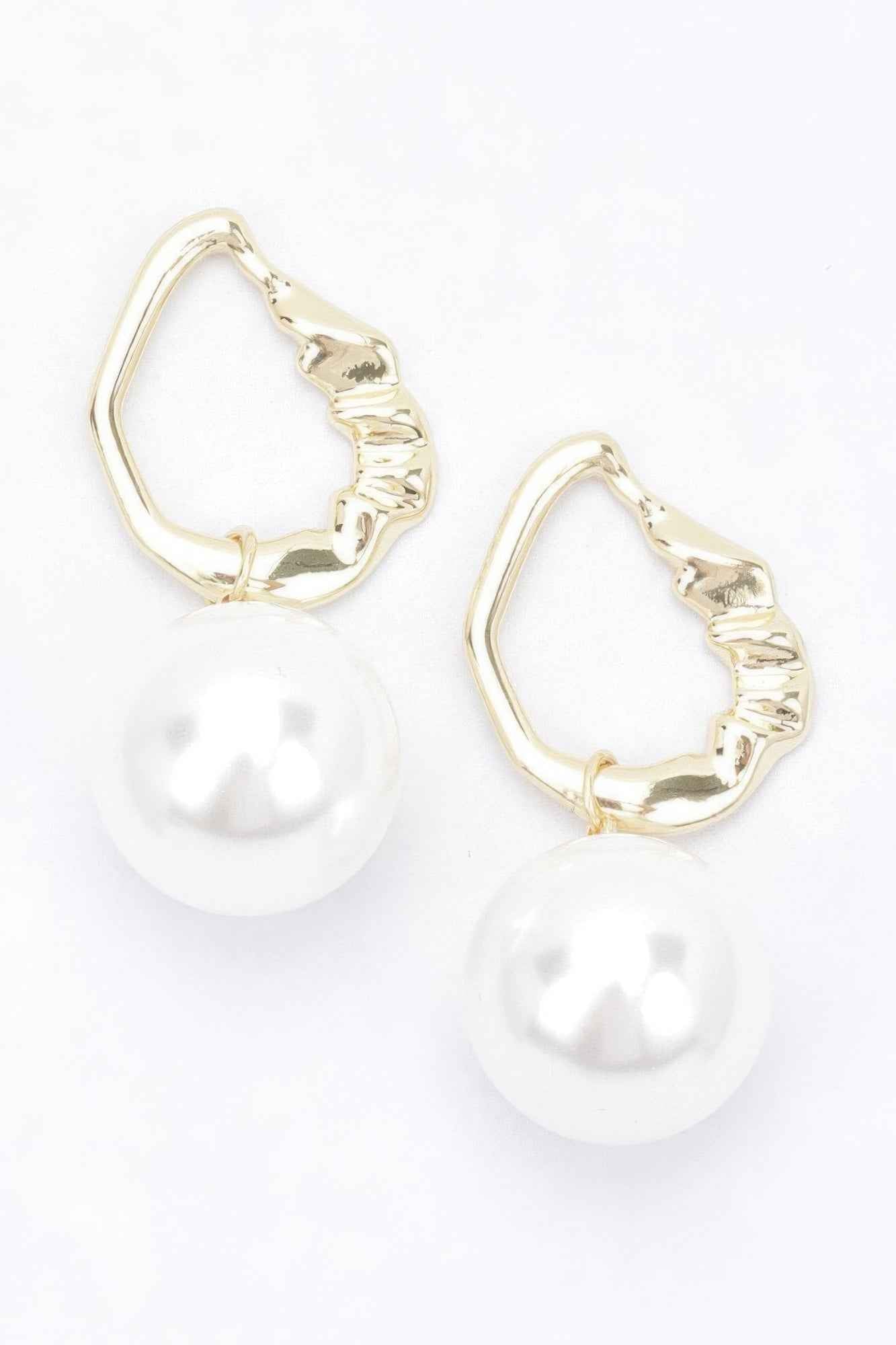 Faux Pearl Metal Earring