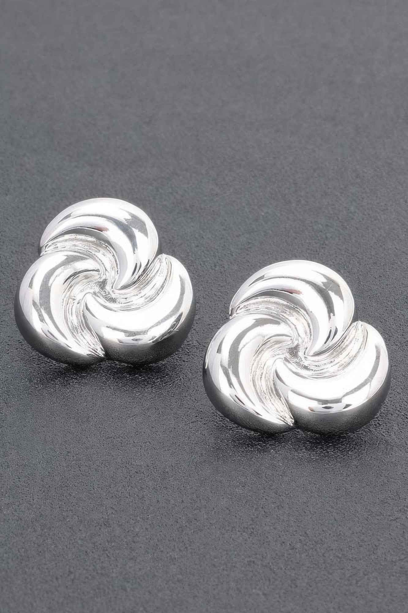 Metal Gold Dip Earring