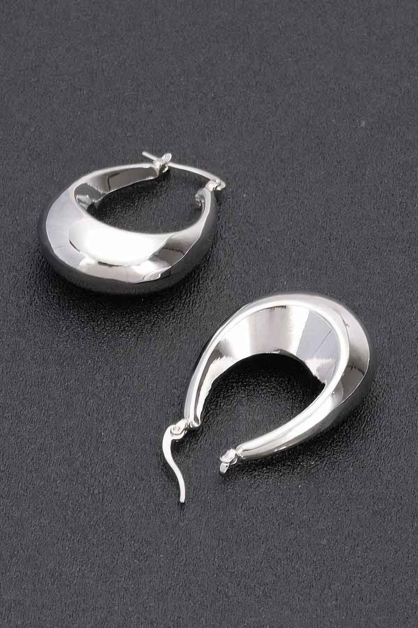 Metal Vintage Hoop Earring