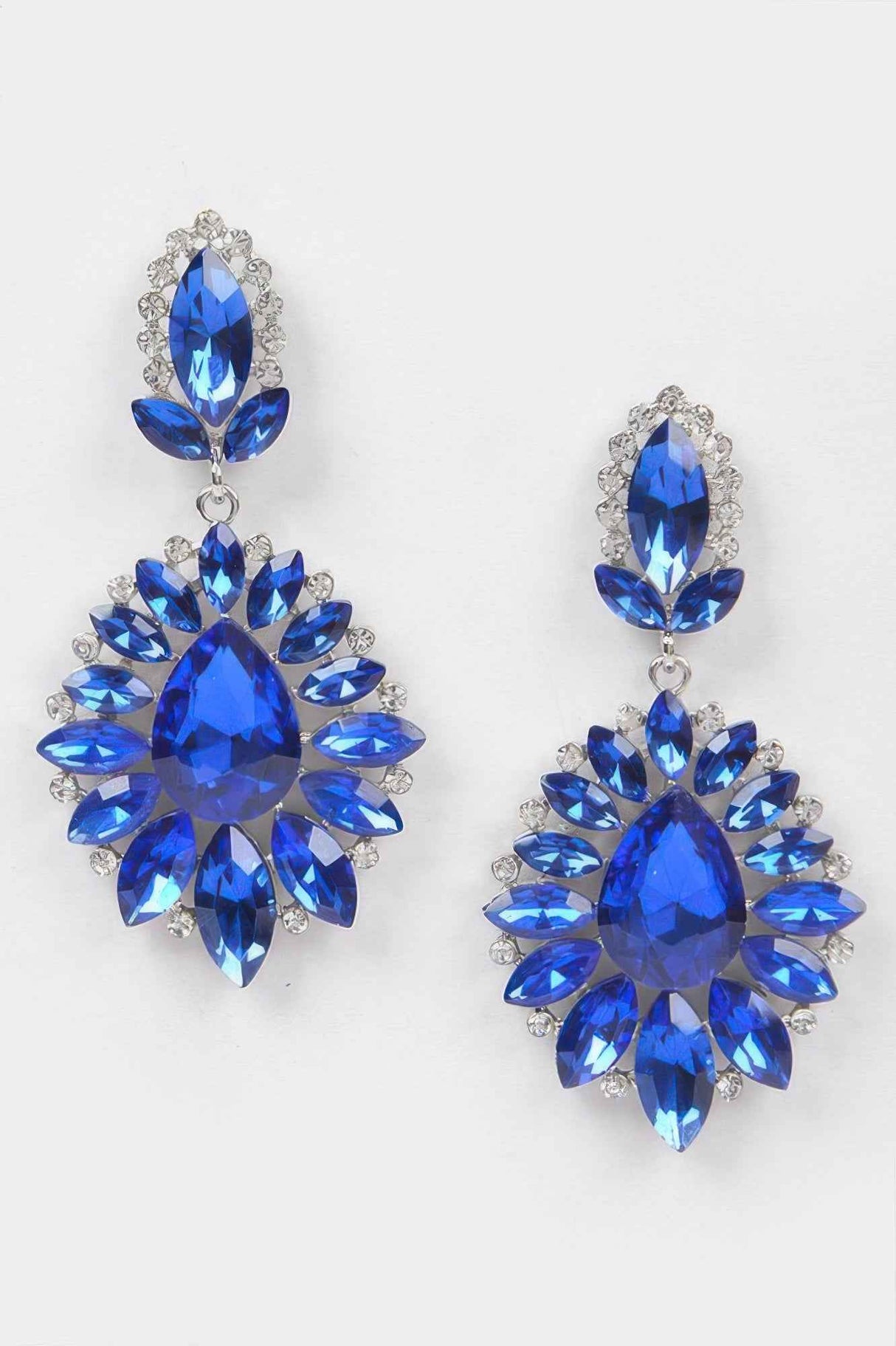 Rhinestone Dangle Earring
