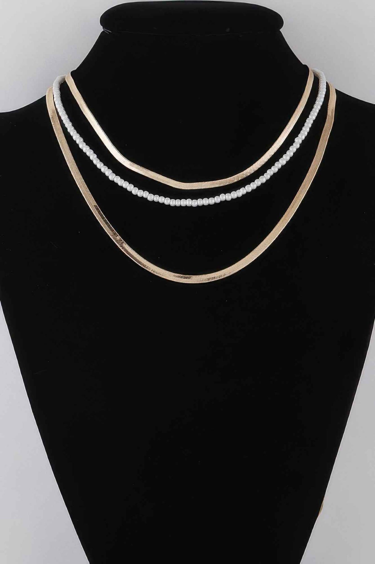 Snake Chain N Pearl Necklace