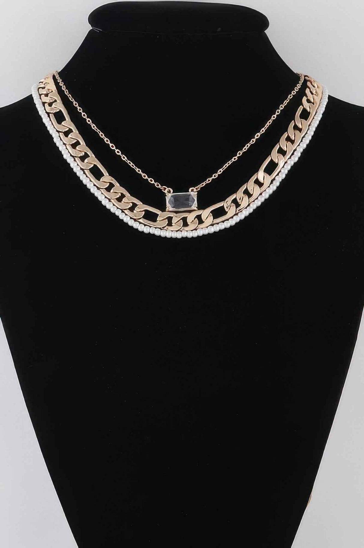 Multi Crystal N Pearl Necklace
