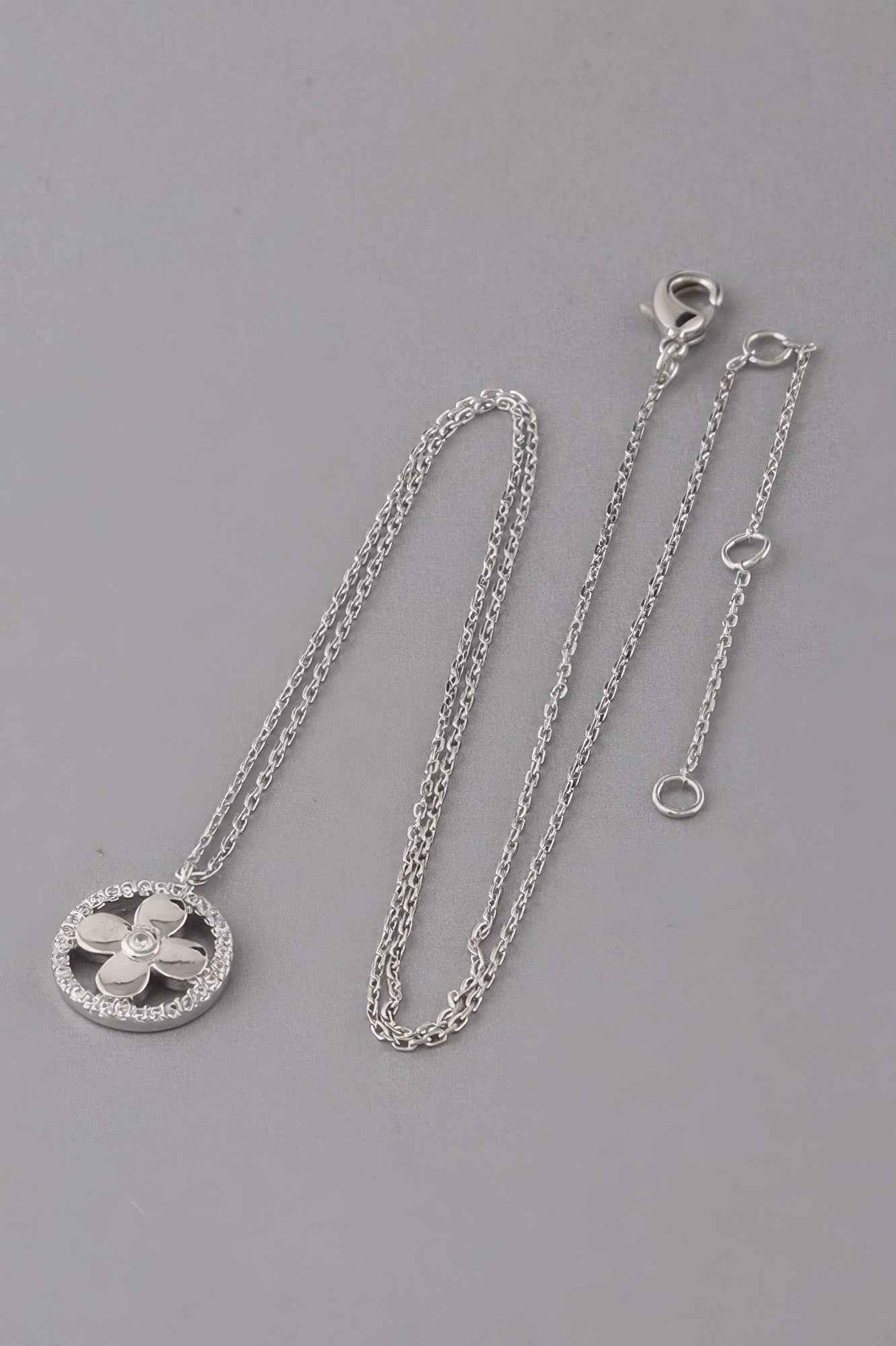 Jewel Lined Clover Pendant Necklace