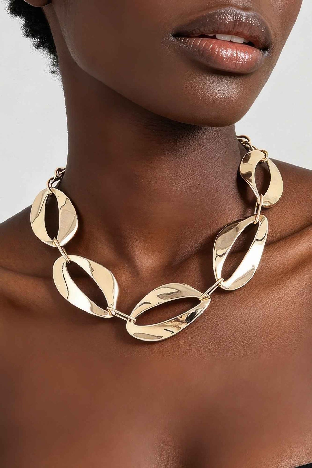 Hammered Abstract Chain Necklace