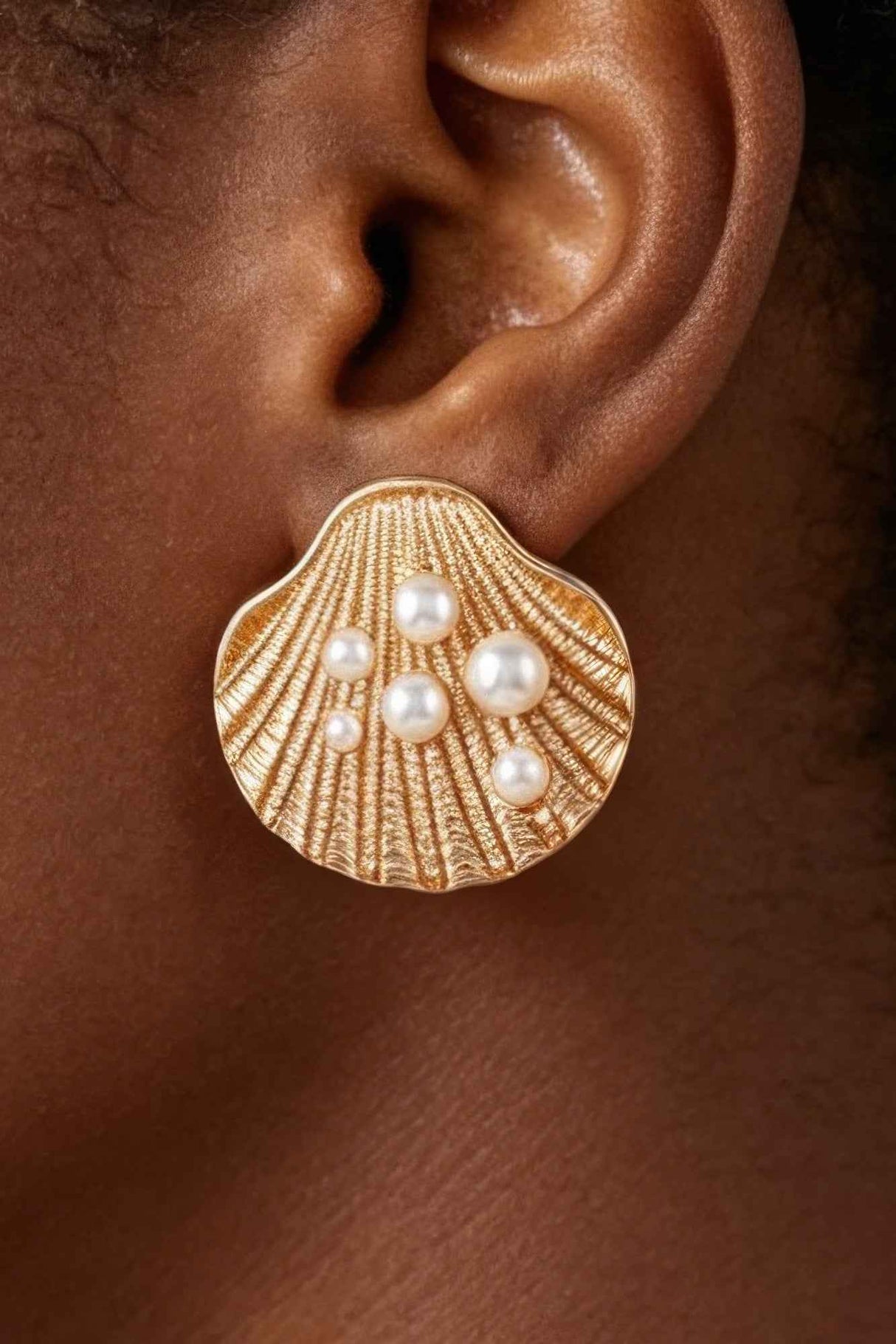 Pearl Studded Clamshell Earrings