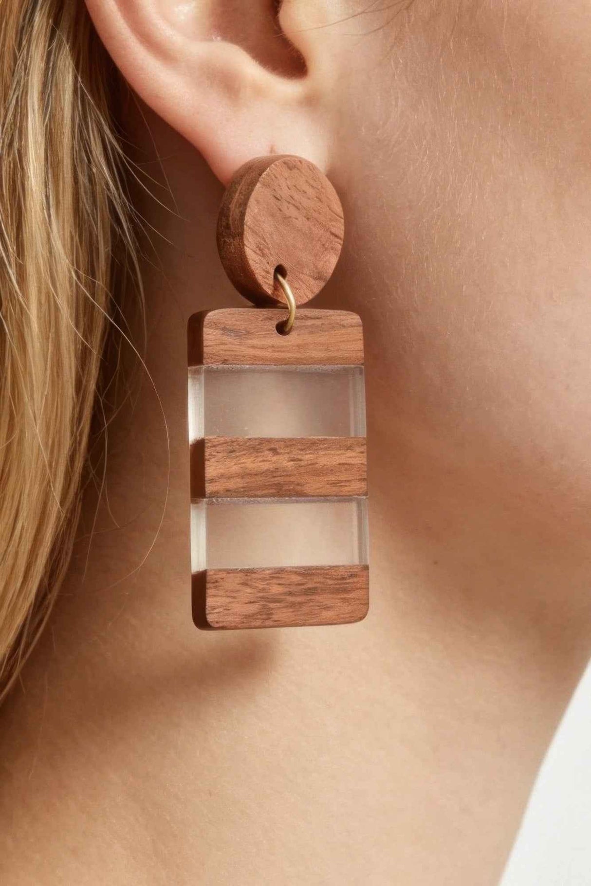 Two Toned Retro Grain Bar Earrings