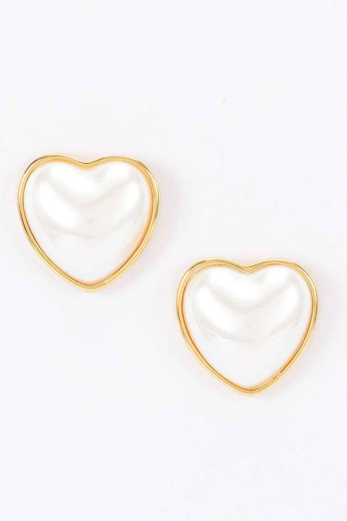 Heart-shaped Pearl Stud Earrings With Simple Metal Frame