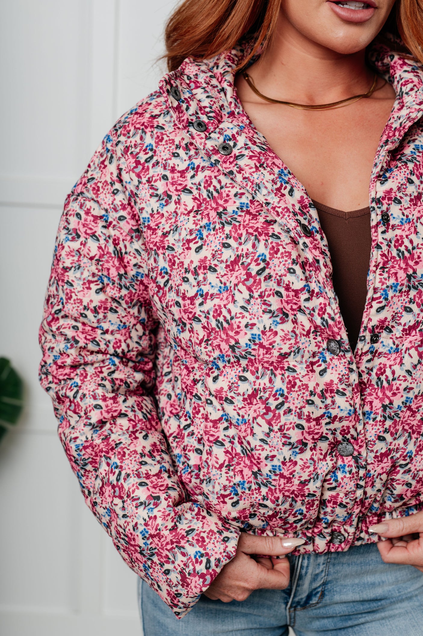 Chaqueta acolchada con estampado floral Wish Me Well en crema multi