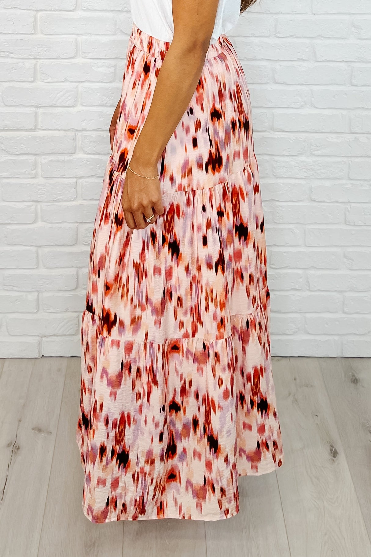 Falda larga con estampado de acuarela "Words Fail Me"