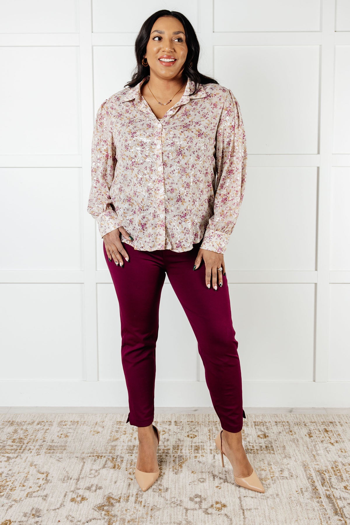 Blusa con botones florales "Tú y yo nos conectamos"