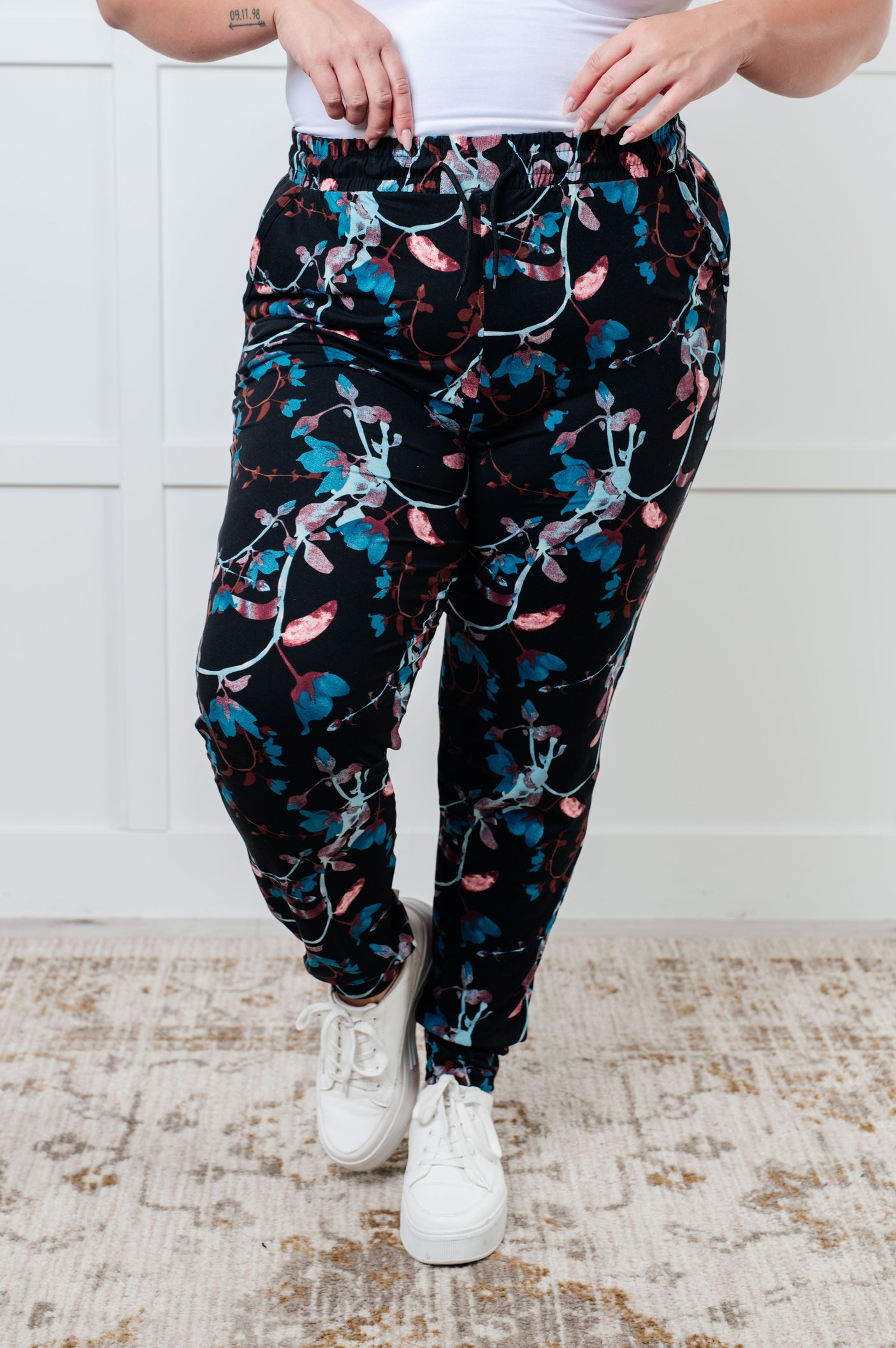 Tus nuevos joggers favoritos en Luminescence Vine