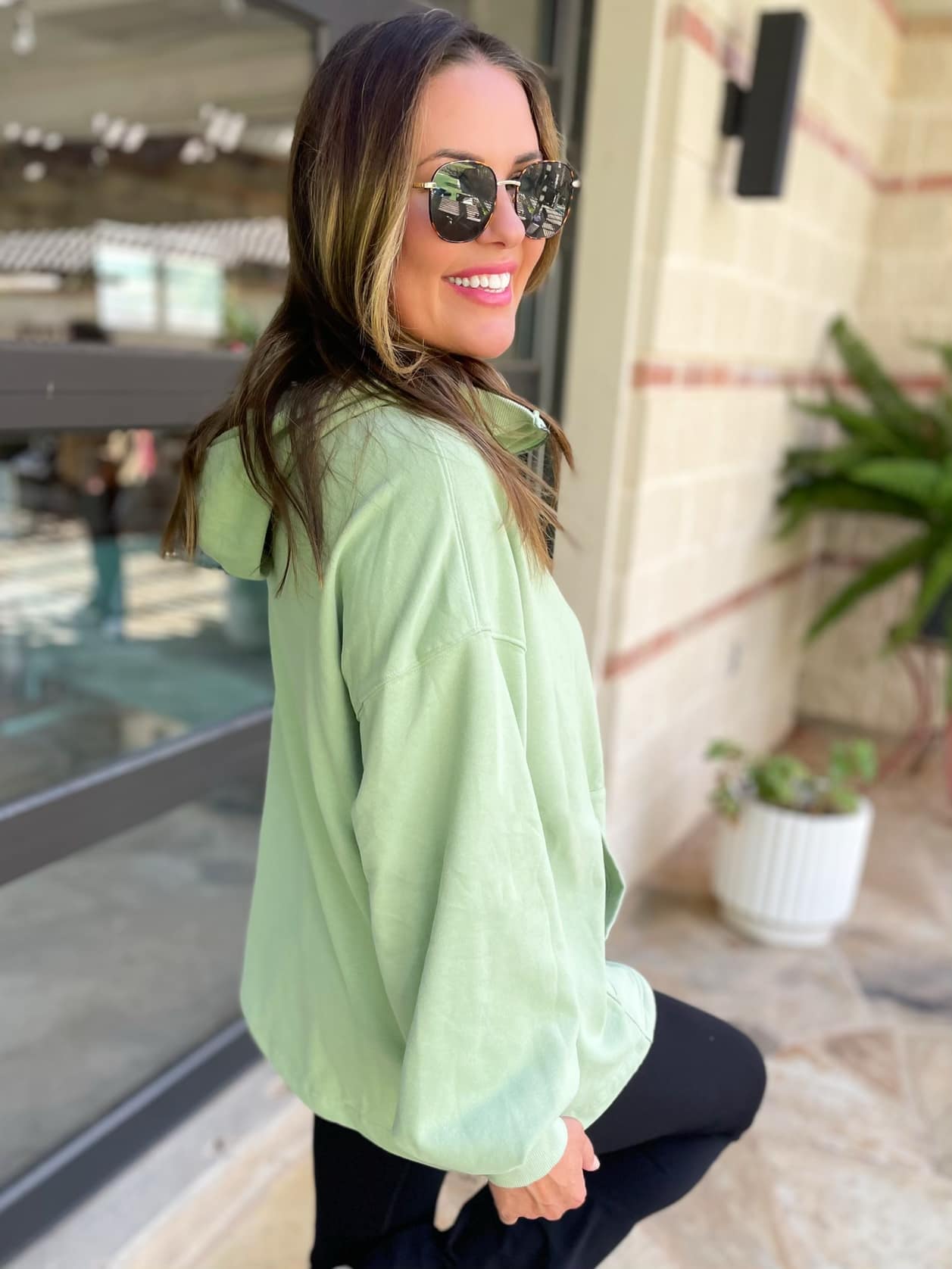 Sudadera con capucha y media cremallera Hendrick en nueve colores