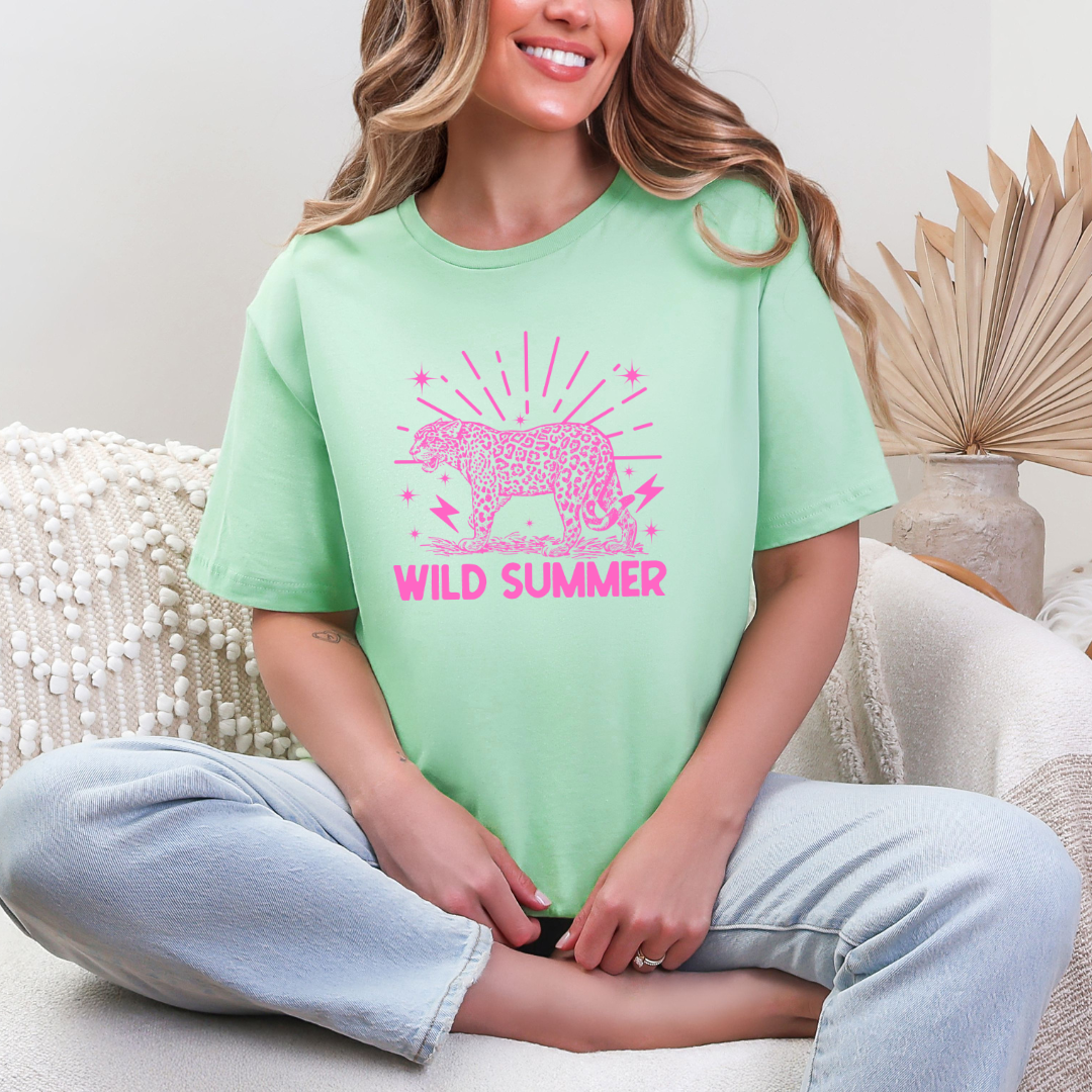 Camiseta gráfica de verano salvaje