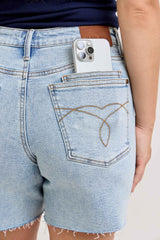 Evelyn Mid Rise Rigid Magic Dad Shorts