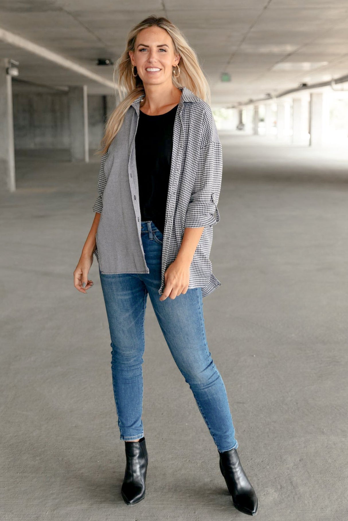 Blusa abotonada con estampado pata de gallo mixto