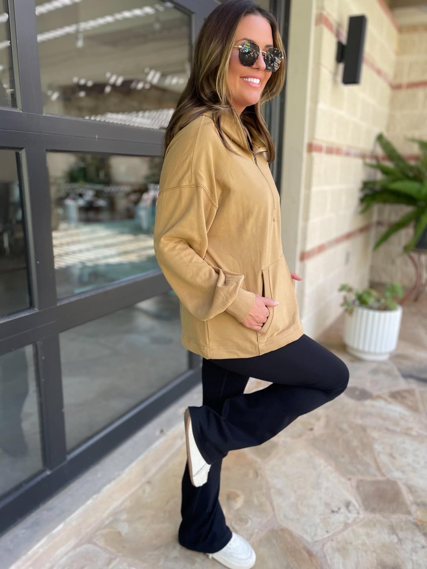 Sudadera con capucha y media cremallera Hendrick en nueve colores