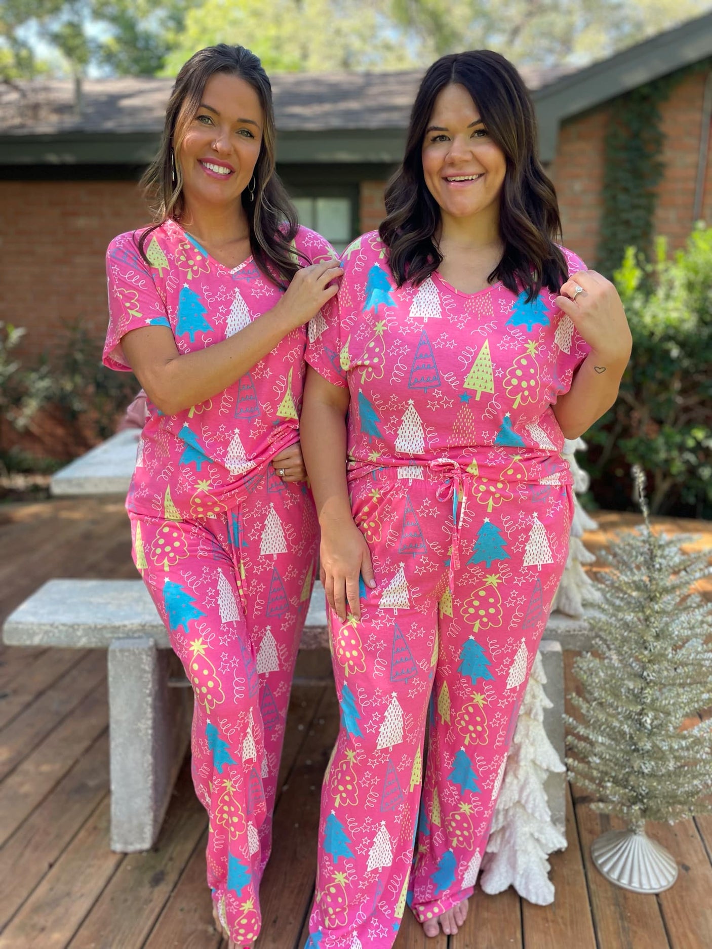 Conjunto de pijama de árboles rosas