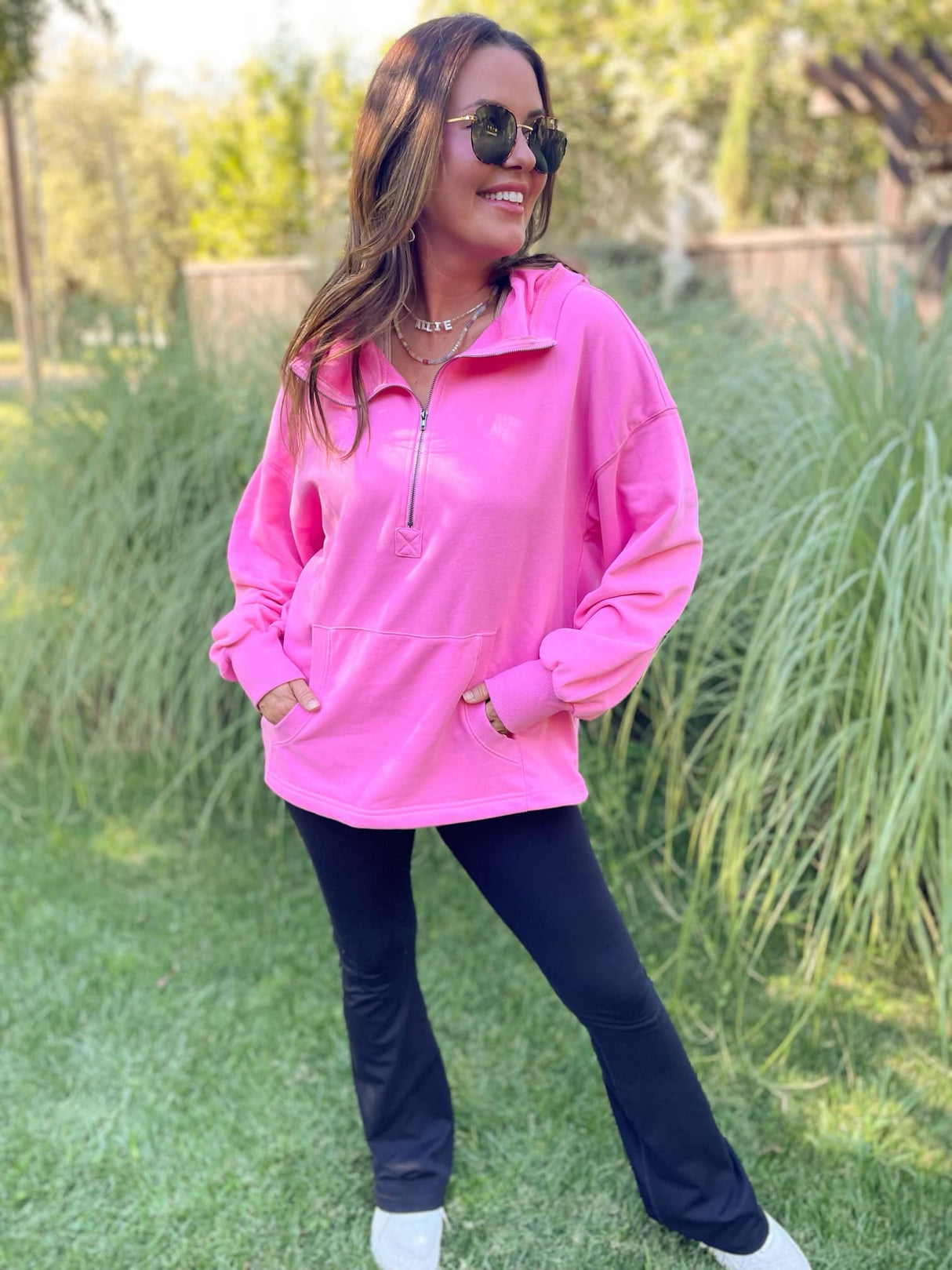 Sudadera con capucha y media cremallera Hendrick en nueve colores