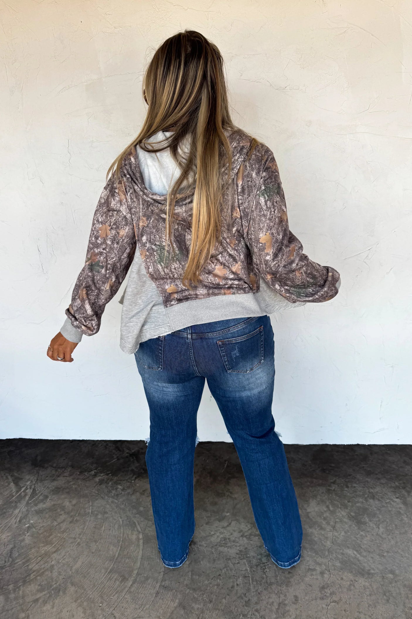 PREORDER: The Hunter Half Zip Hoodie Pullover