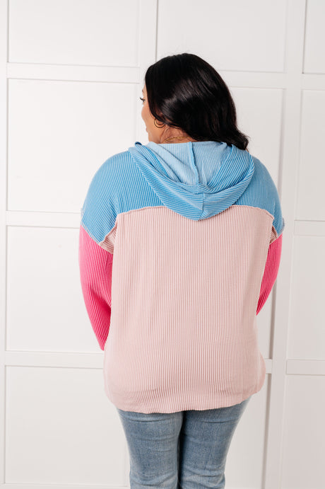 Suéter con bloques de color A-Tisket A-Tasket