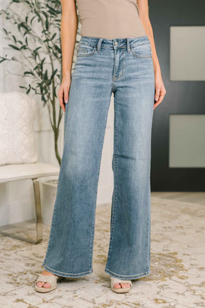 Adrian Mid Rise Retro Wide Leg