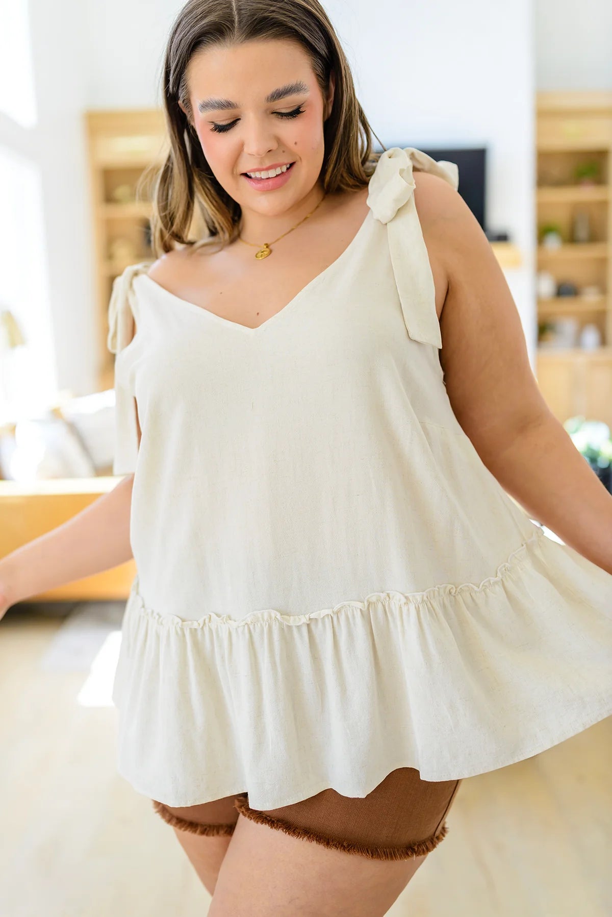 Tanque de peplum totalmente atado 