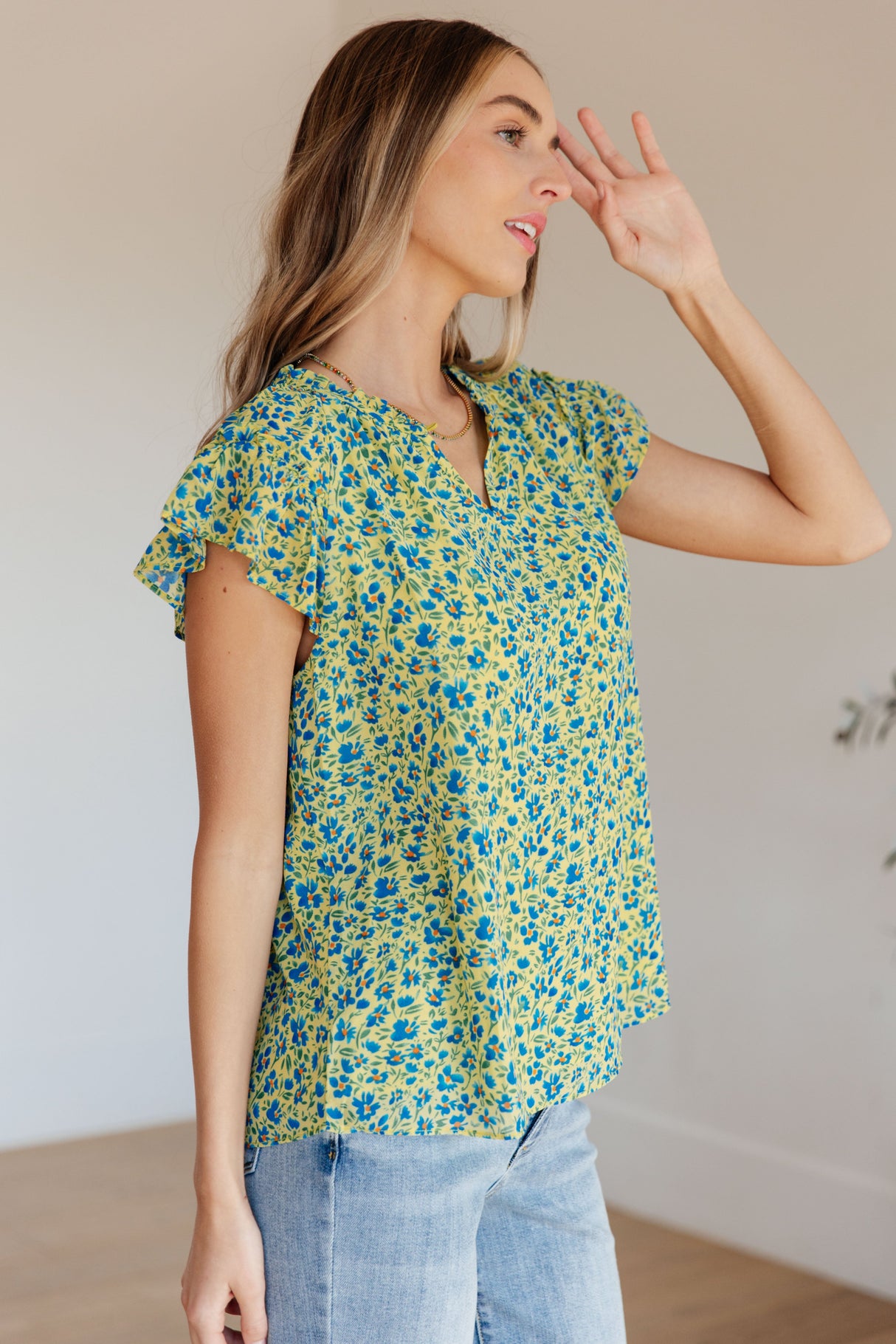 Top con mangas onduladas en combinación azul Anywhere We Go