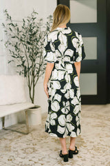 Art Show Puff Sleeve Midi Dress