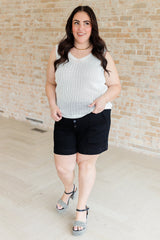 Suéter sin mangas con cuello en V As It Was