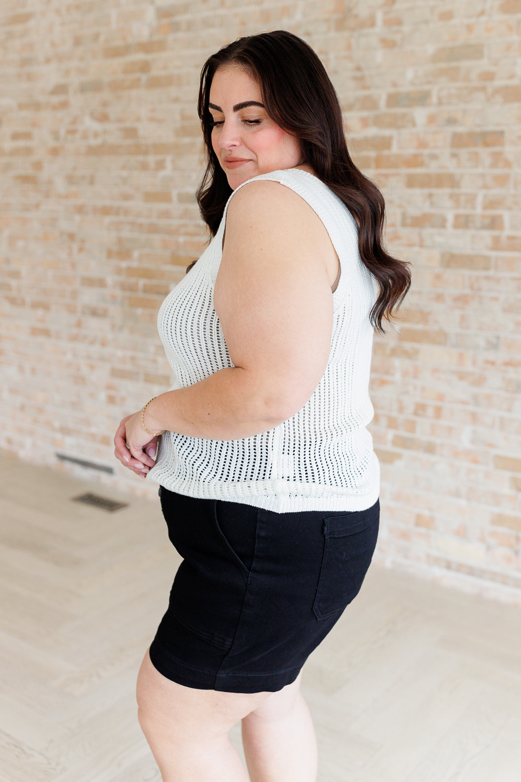 Suéter sin mangas con cuello en V As It Was