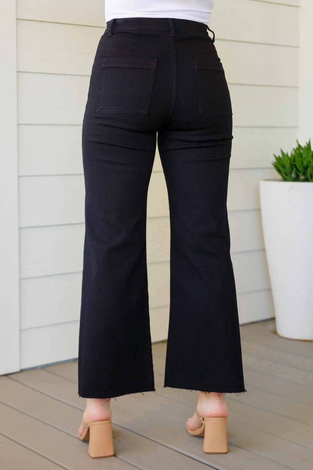 August High Rise Wide Leg Crop Jeans in Black - Liarian Unlimited Boutique