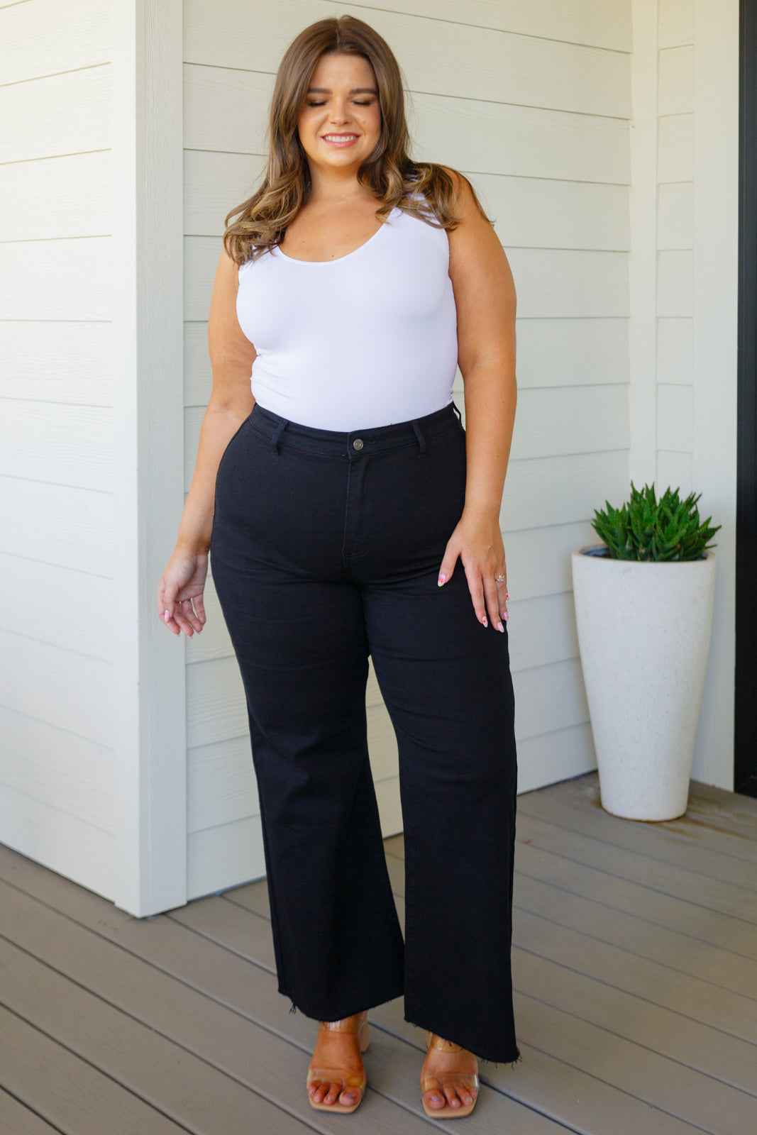 August High Rise Wide Leg Crop Jeans in Black - Liarian Unlimited Boutique