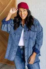 Gorra básica para bebé en color vino