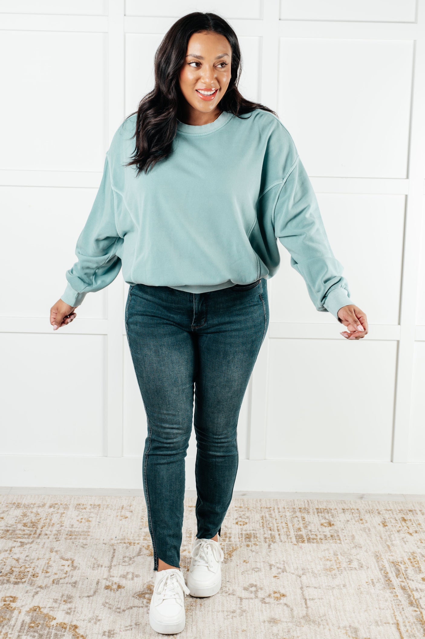 Suéter Beyond the Basics en azul grisáceo