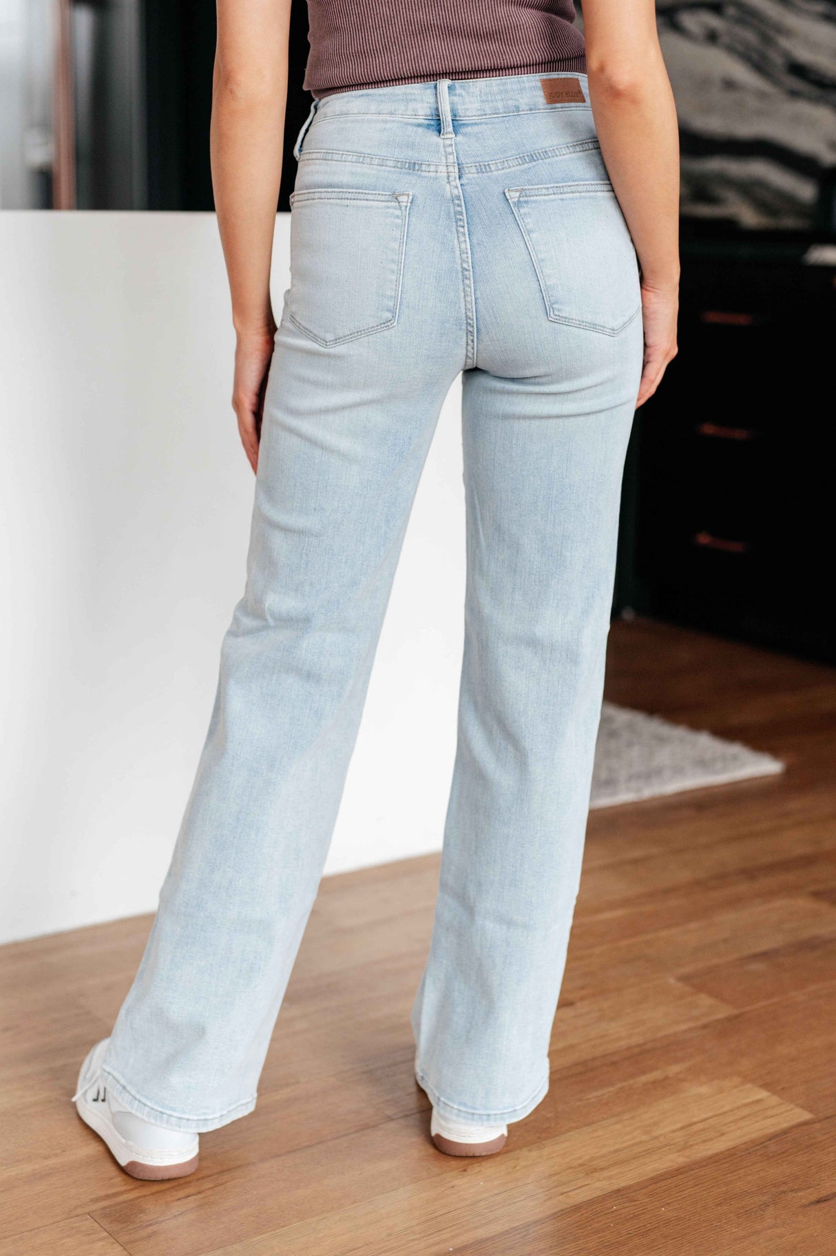 Brooke High Rise Control Top Vintage Wash Straight Jeans - Liarian Unlimited Boutique