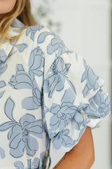 Vestido con cuello abotonado de Budding Romance