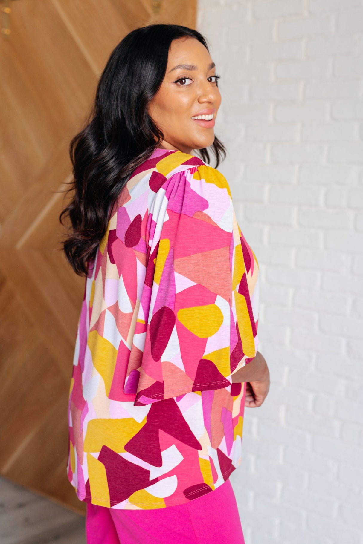 Blusa Cali en abstracto magenta y mostaza