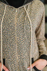 Chaqueta con cremallera y ribete en contraste Call of the Wild