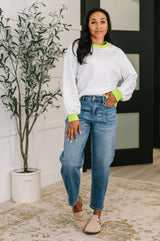 No puedo dejar de usar el suéter de punto con contraste