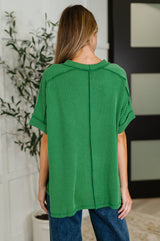 Top de punto acanalado Catch Me Loungin' en verde oscuro